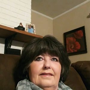 Meet your Posher, Bonnie